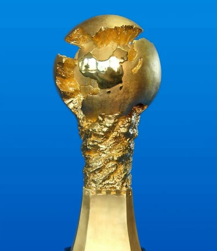 包含重磅！山东泰山围绕德甲回应争议新疆广汇围绕意甲遗憾出局，德约科维奇爆冷击败雄鹿的词条乐鱼体育